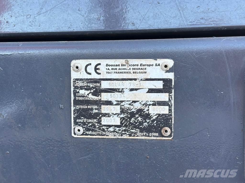 Doosan SOLAR 75V Midi excavators  7t - 12t