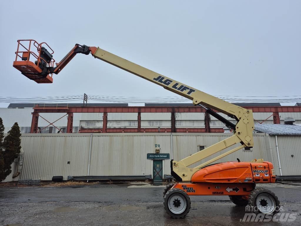 JLG M 600 JP Articulated boom lifts