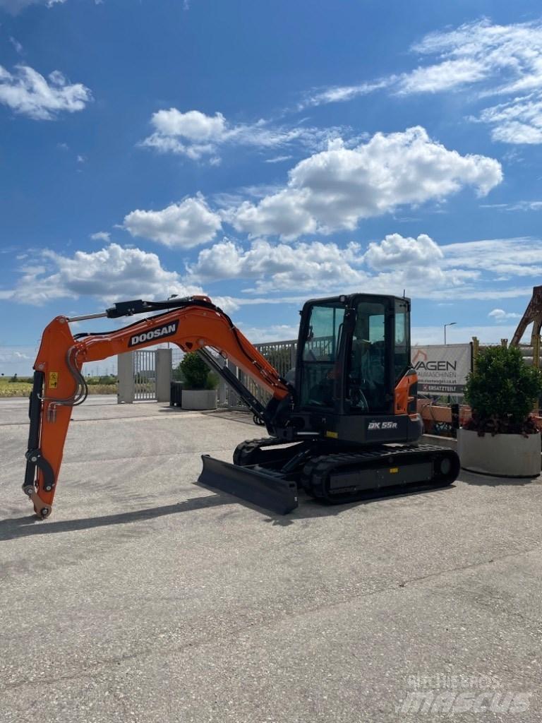 Doosan DX55r Mini excavators < 7t