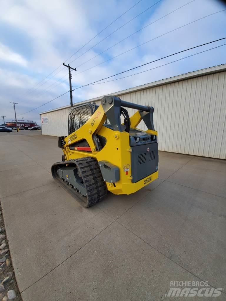 Wacker Neuson ST45 Crawler FEL's