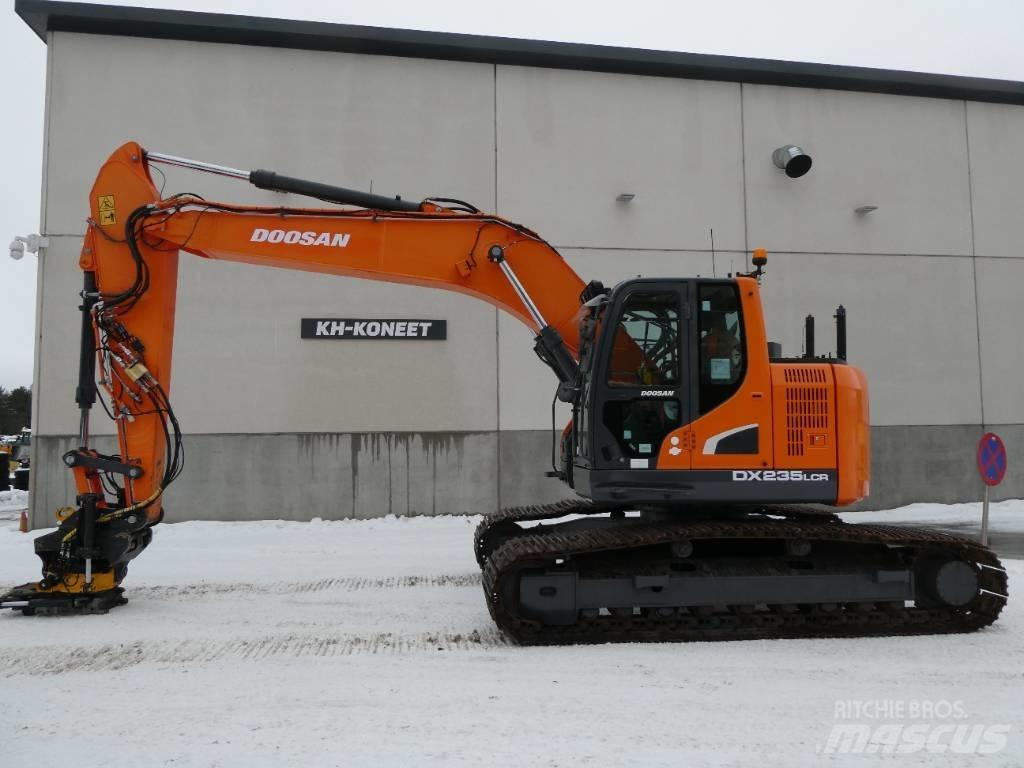 Doosan DX 235 LCR-5 Crawler excavators