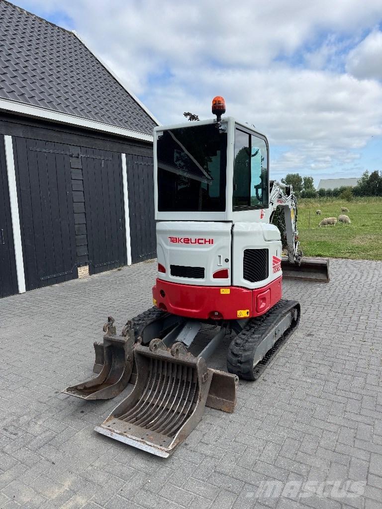 Takeuchi TB 325 R Mini excavators < 7t