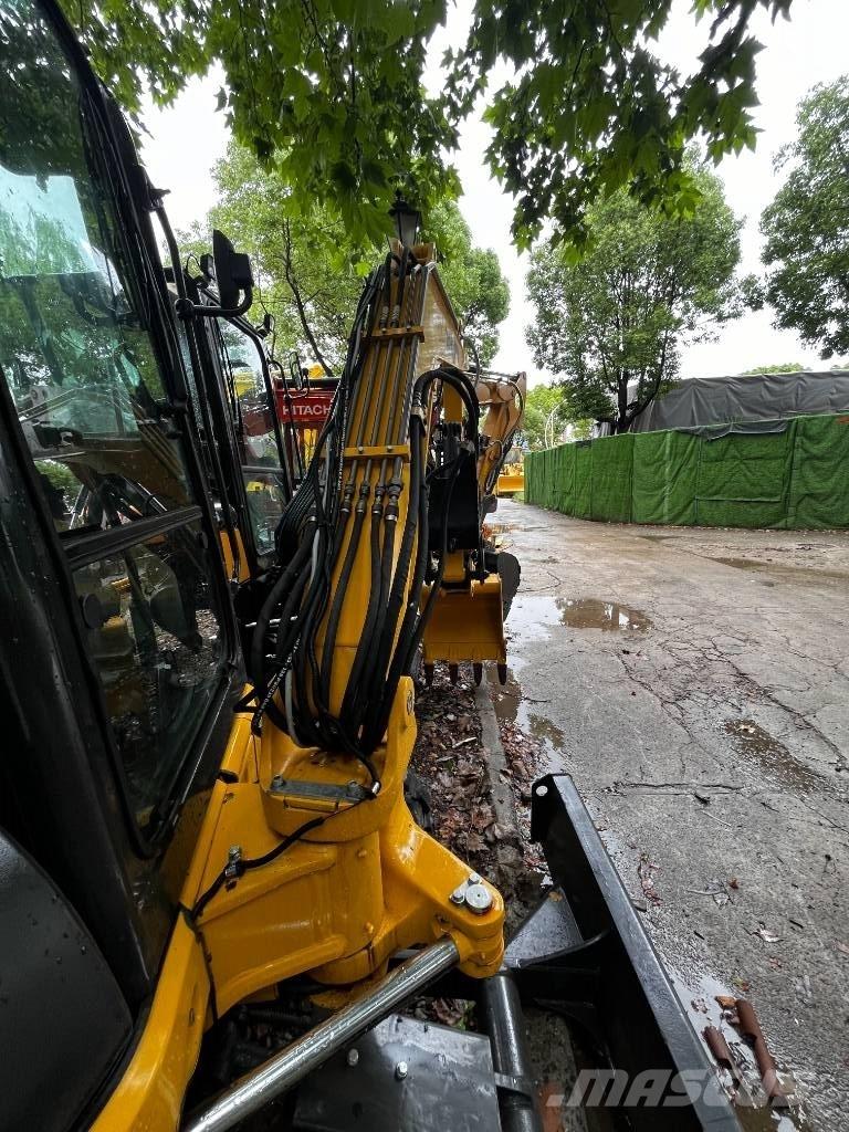 Komatsu PC 35 Mini excavators < 7t