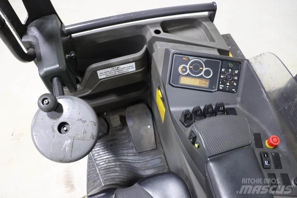 Atlet UMS160D Reach truck