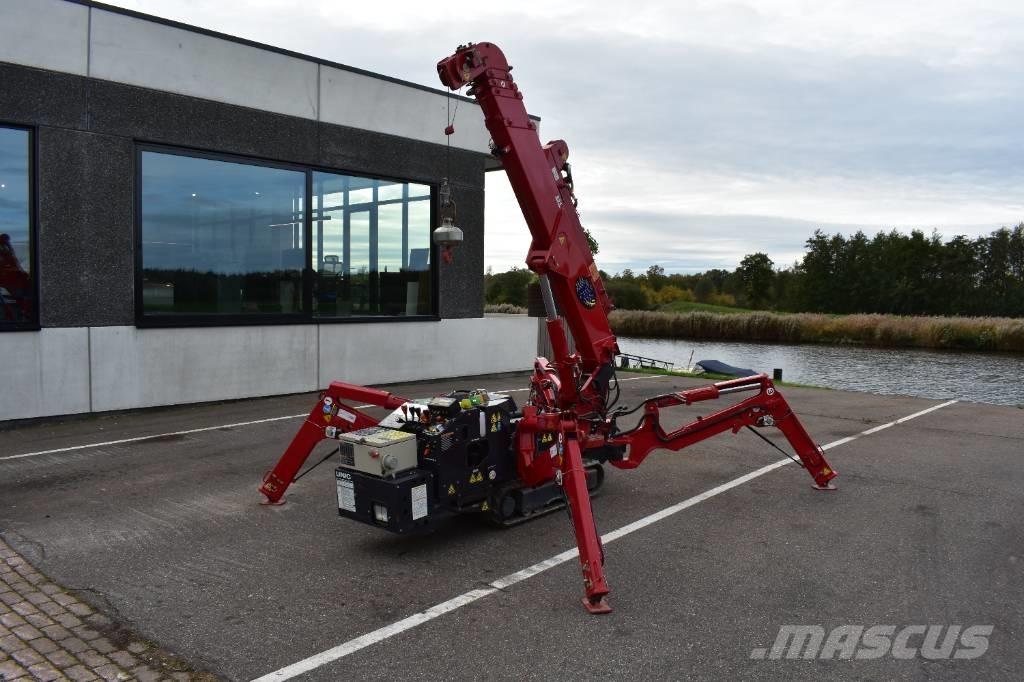 Unic URW 295 Mini cranes