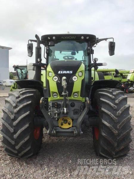 CLAAS AXION 810 Tractors