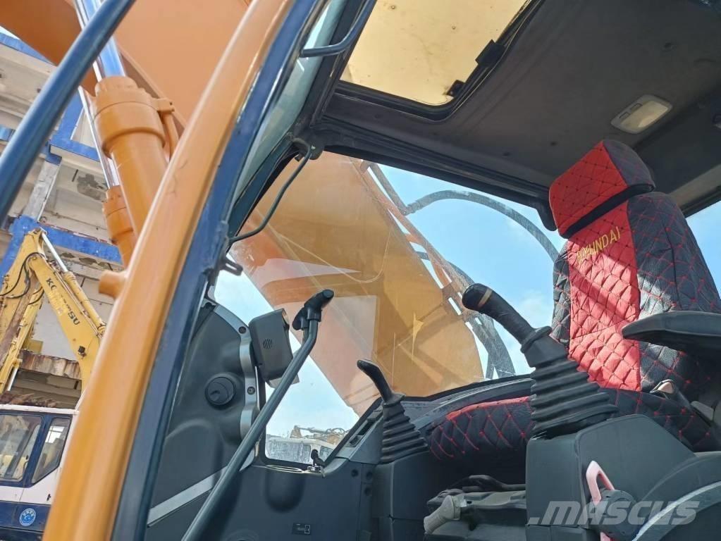 Hyundai 305-9 Crawler excavators