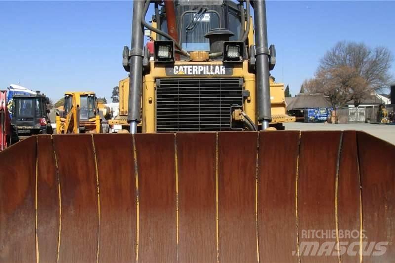 CAT D6R Crawler dozers