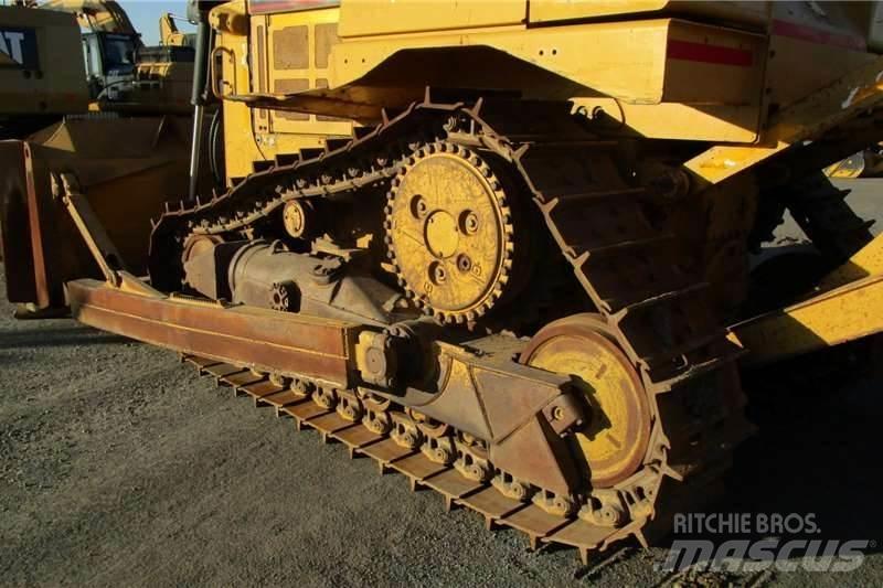 CAT D6R Crawler dozers