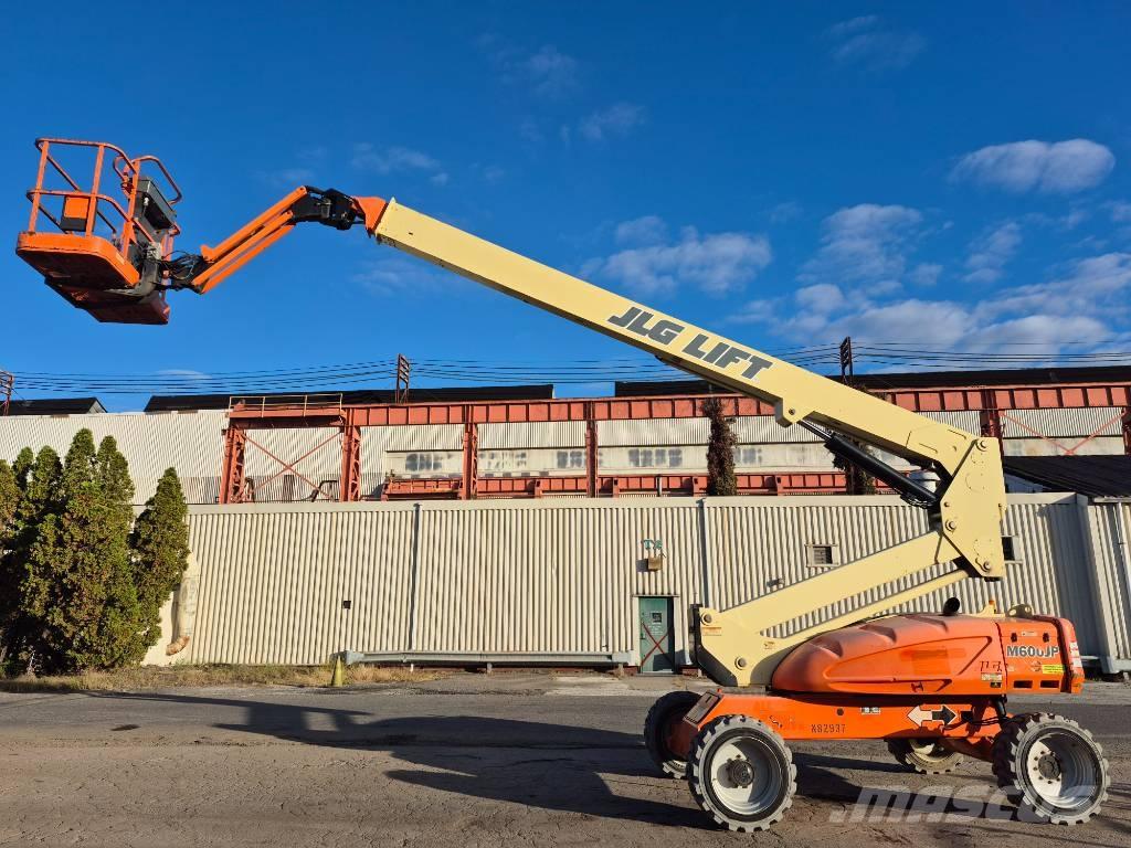 JLG M 600 JP Articulated boom lifts