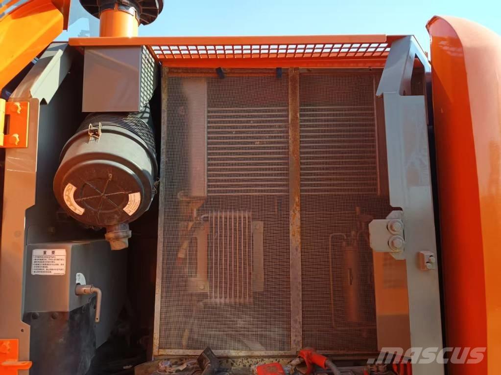 Hitachi ZX 130 Crawler excavators