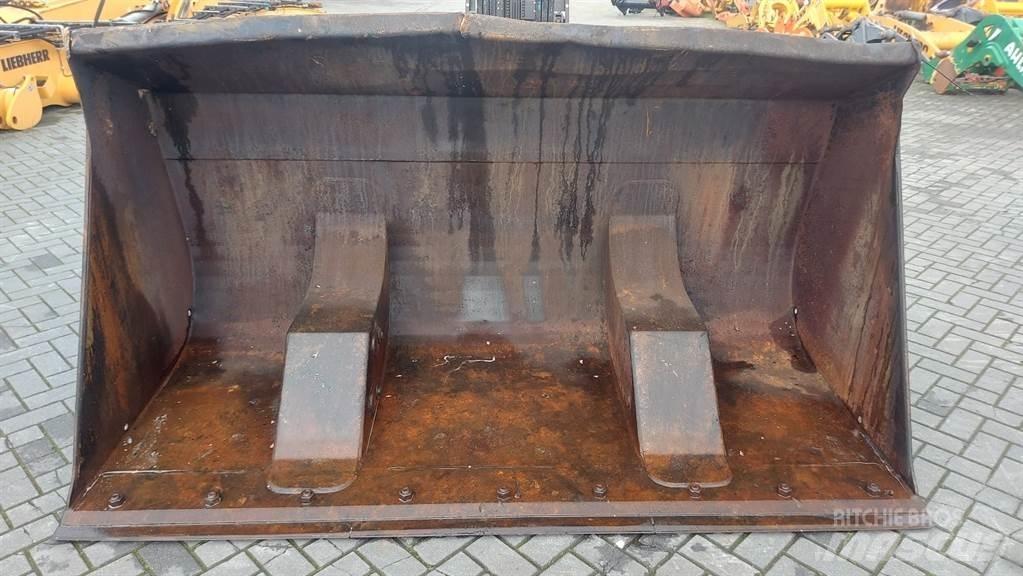 Volvo L 90 C Buckets