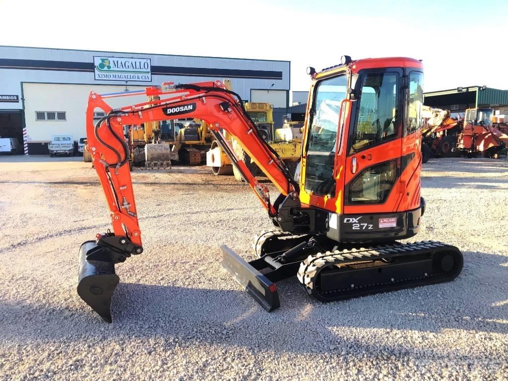 Doosan DX 27 Z Mini excavators < 7t