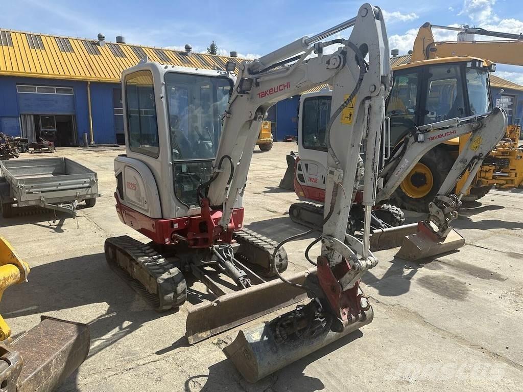 Takeuchi TB225 Mini excavators < 7t
