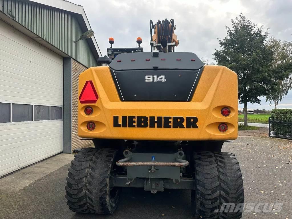 Liebherr A914 Wheeled excavators