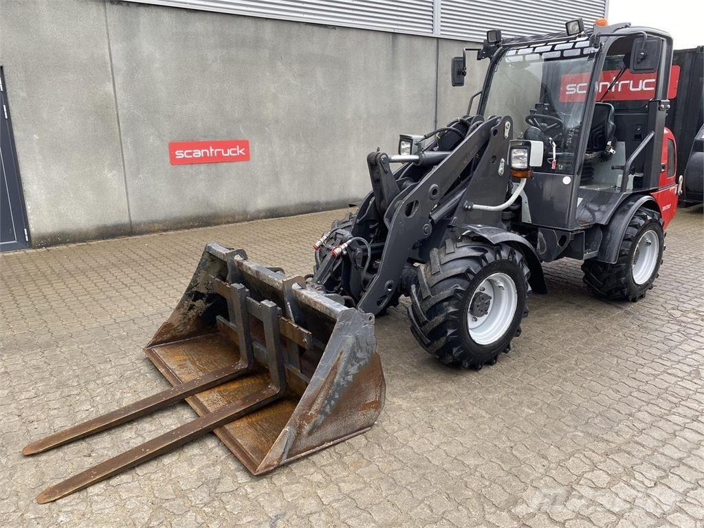 Weidemann 2070 Multi purpose loaders