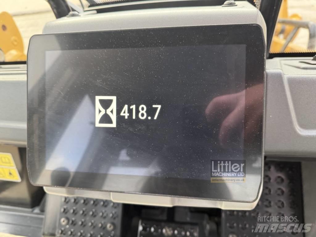 CAT 953 Crawler FEL's