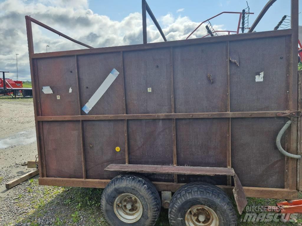  Djurkärra boggie Other farming trailers