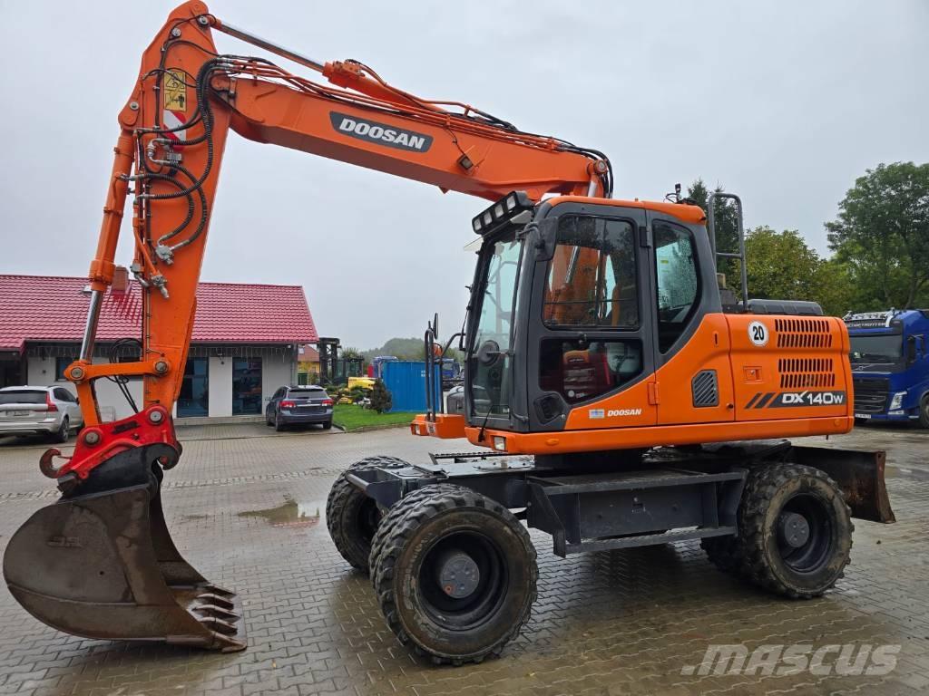 Doosan DX 140-W Wheeled excavators