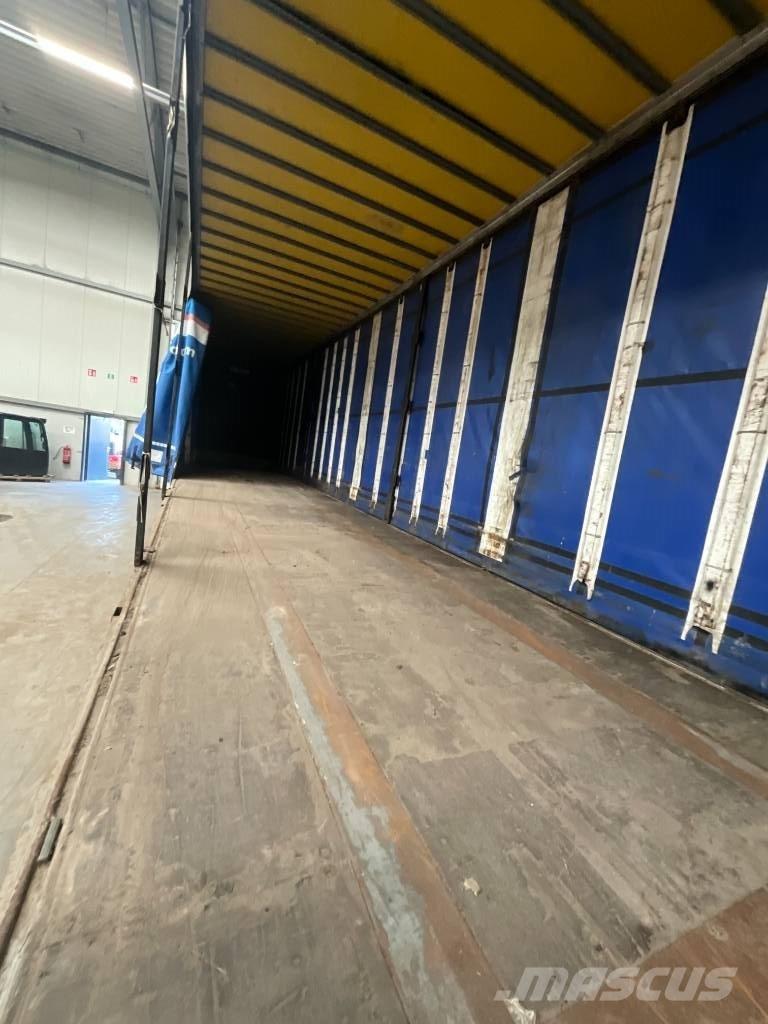 Van Hool 3B2003 Curtainsider semi-trailers