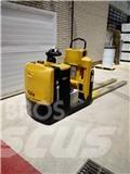 Yale MO20 Low lift order picker
