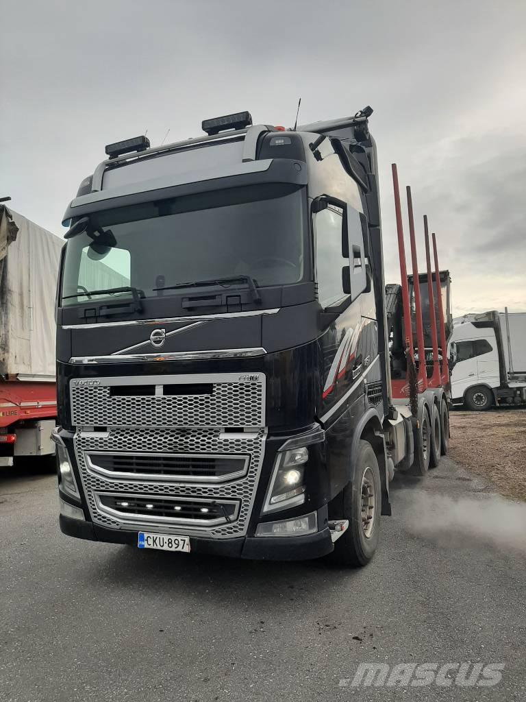Volvo FH 16 Timber trucks