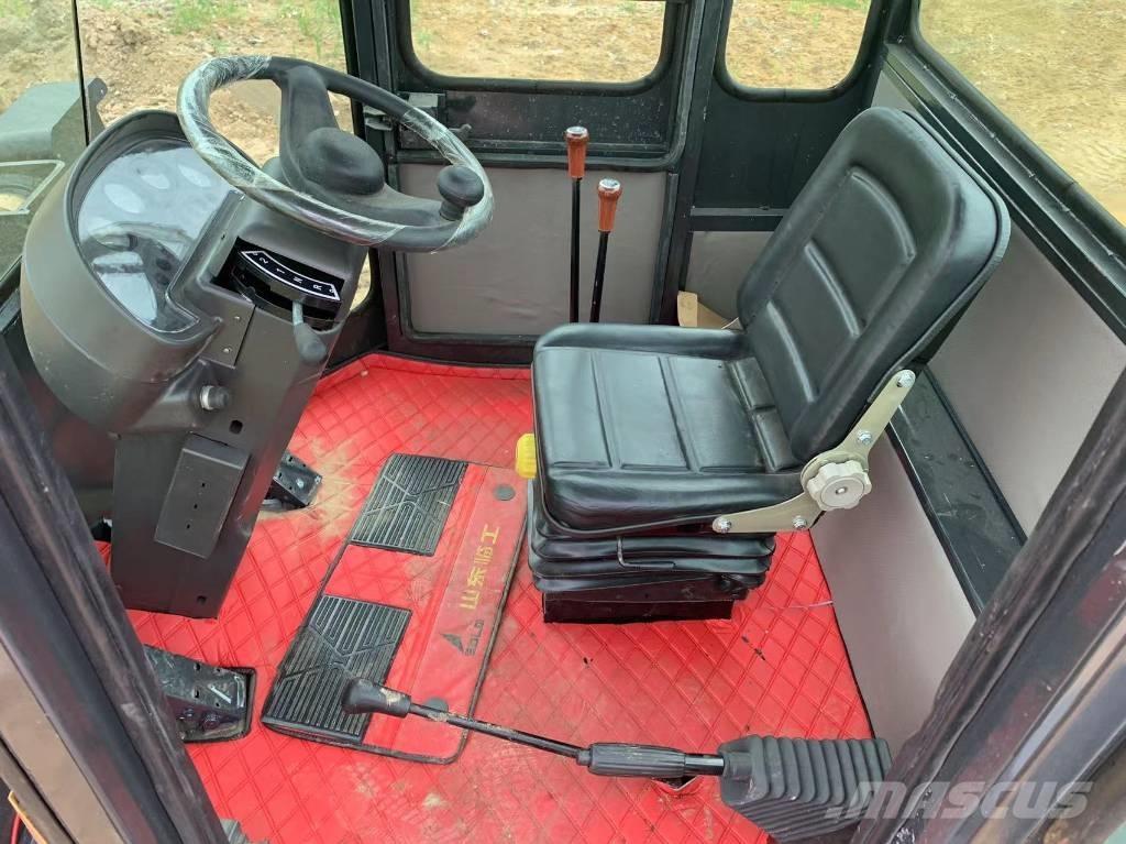 SDLG L 933 Wheel loaders