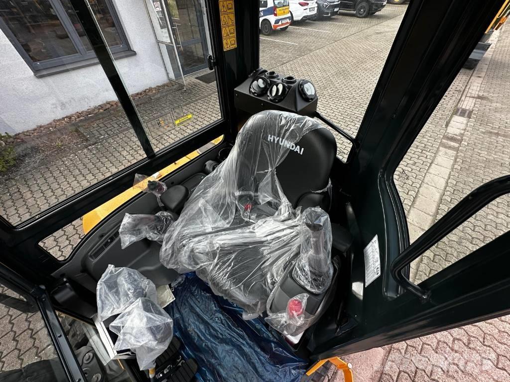 Hyundai R35Z 9A Mini excavators < 7t