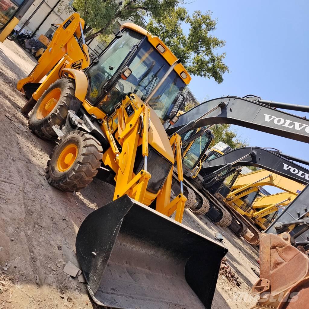 JCB 3 CX TLB's