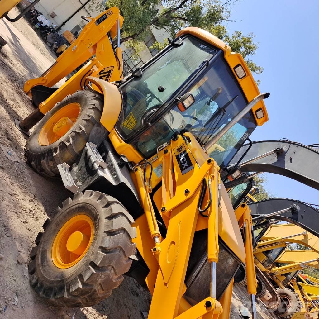JCB 3 CX TLB's