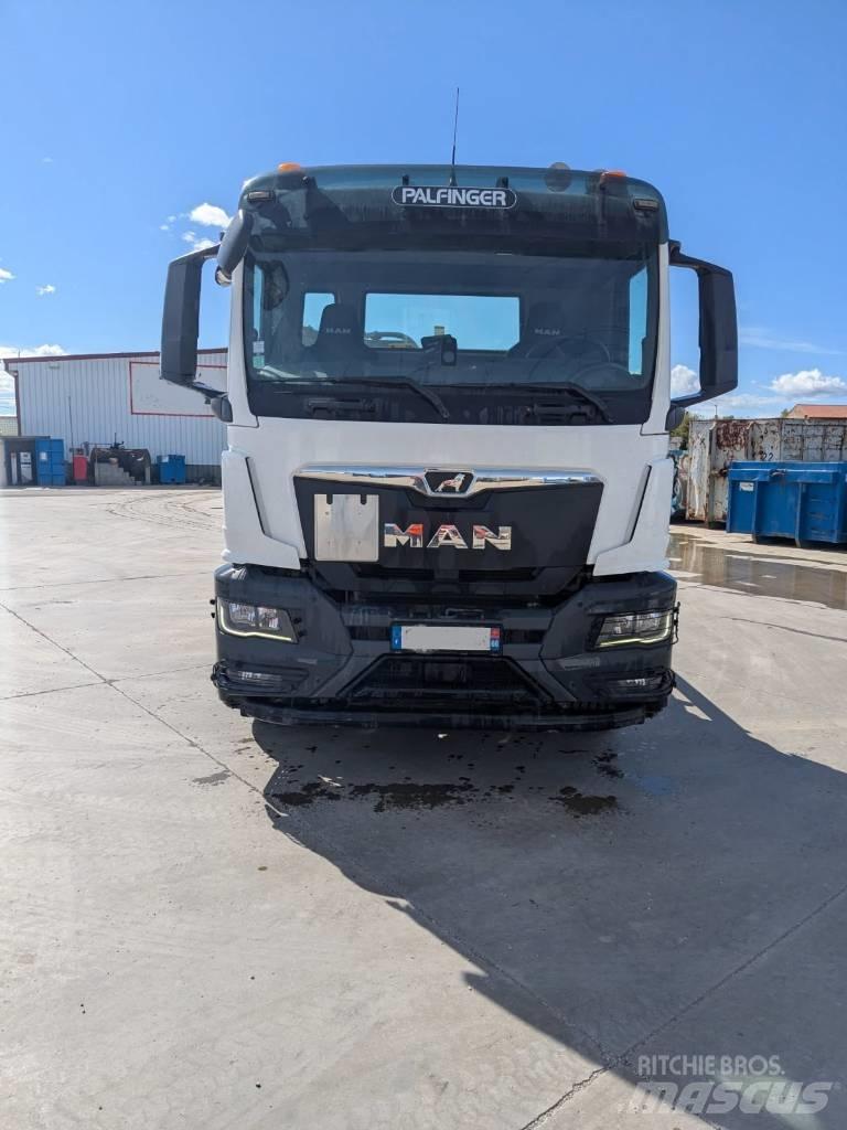 MAN TGS 26.470 Truck mounted aerial platforms