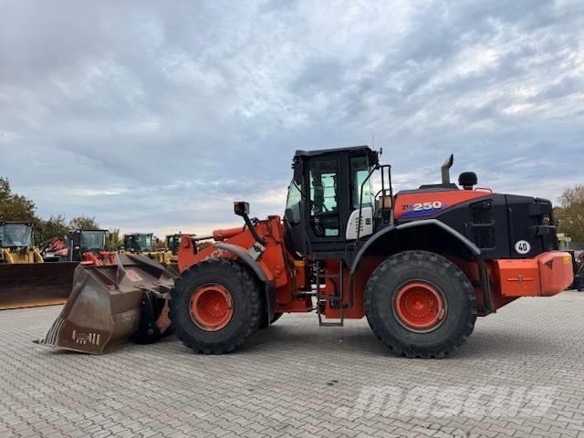 Hitachi ZW 250-6 Wheel loaders