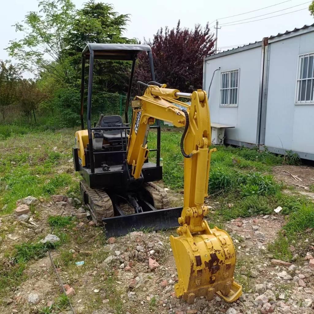 Komatsu PC 18 Mini excavators < 7t