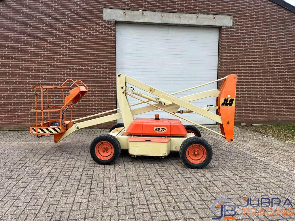 JLG 30HA Articulated boom lifts