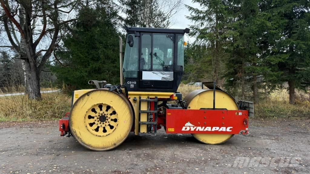 Dynapac CS 142 Twin drum rollers