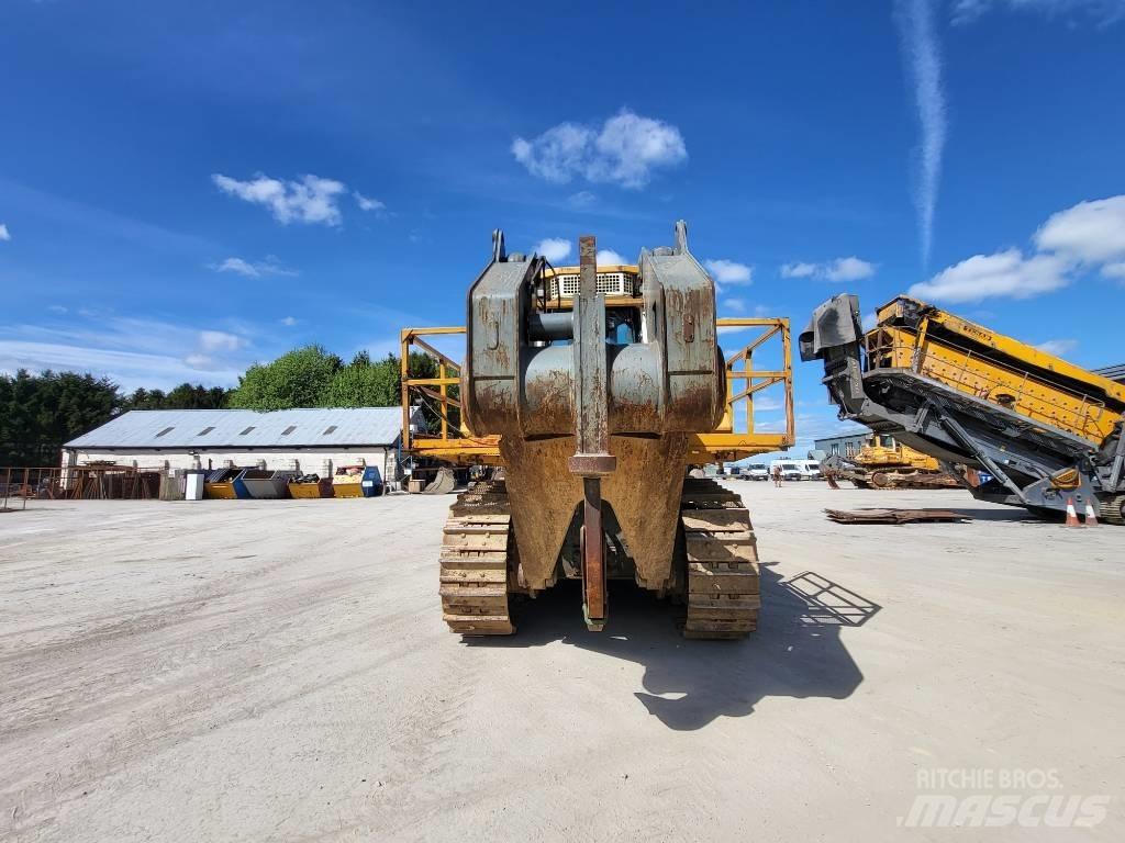 Liebherr 764 Crawler dozers