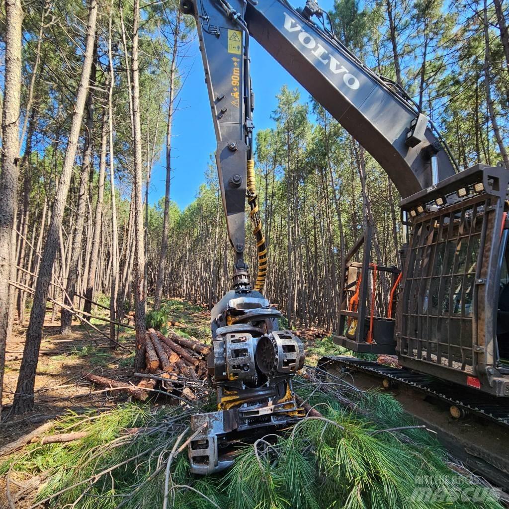 Volvo EC 200 E Excavators