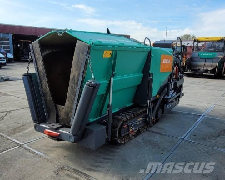 Vögele SUPER 800 Asphalt pavers