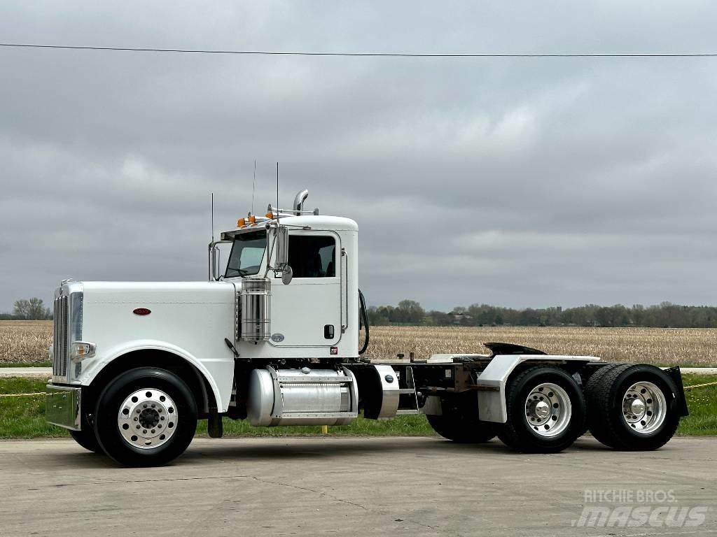 Peterbilt 389 Truck Tractor Units