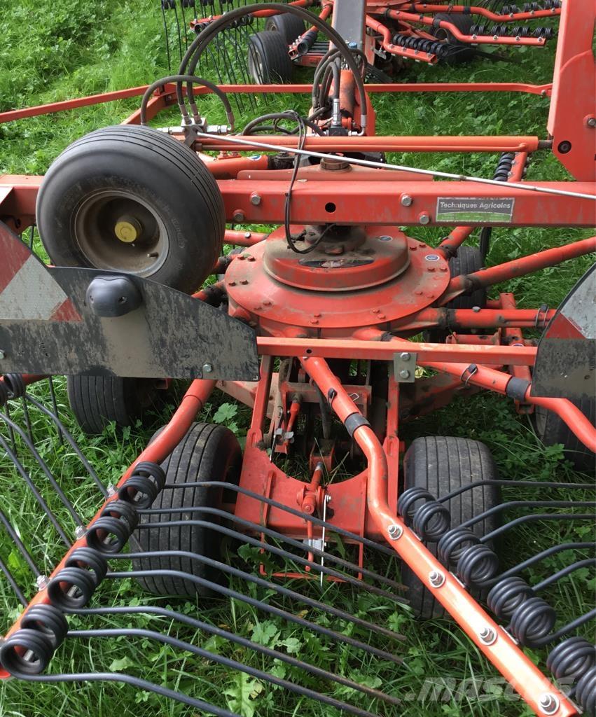 Kuhn GA 6632 Windrowers