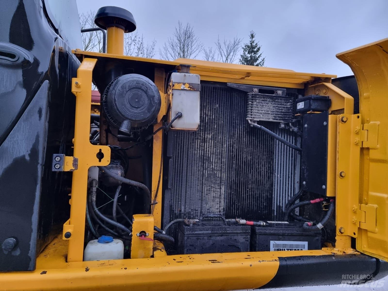 JCB JS 160 LC Crawler excavators