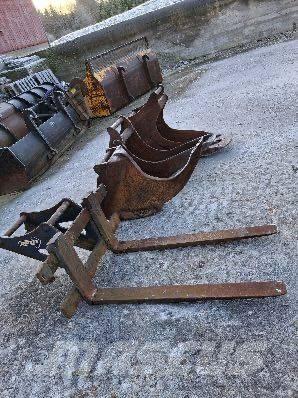 SB Grävtillbehör Buckets