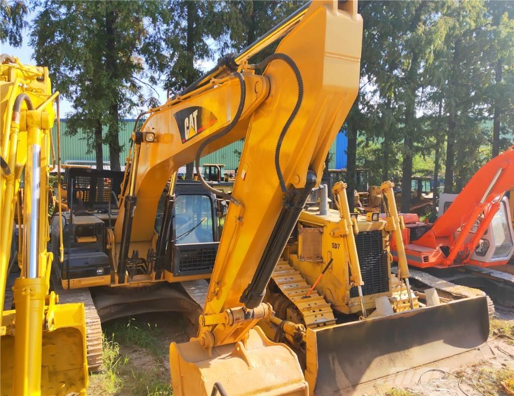 CAT 325C Crawler excavators