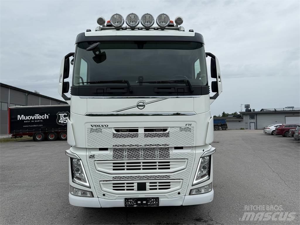 Volvo FH 540 8X4 Hook lift trucks