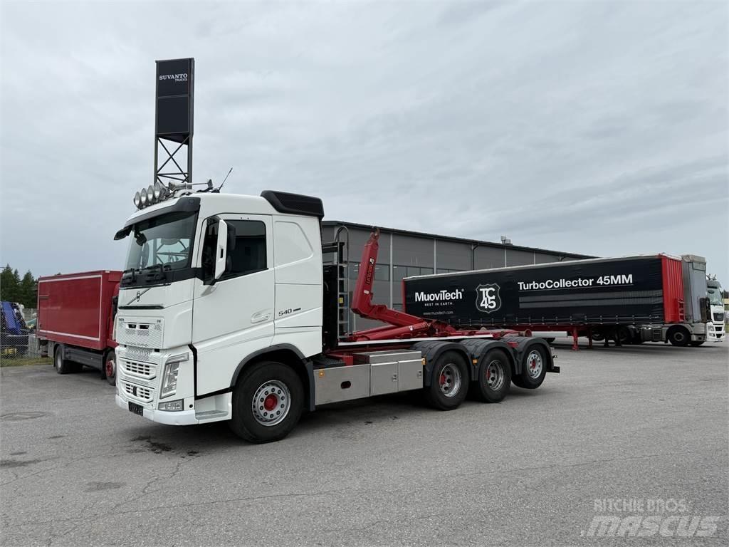 Volvo FH 540 8X4 Hook lift trucks