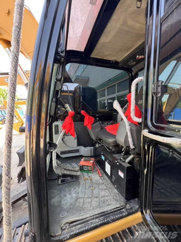CAT 307 Mini excavators < 7t