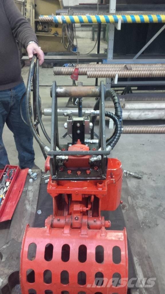 Husqvarna DXR 140 Demolition excavators