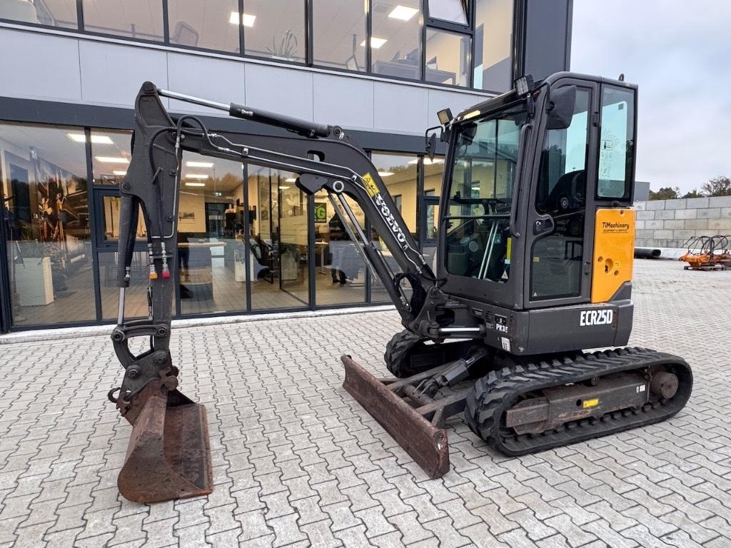 Volvo ECR 25 D Mini excavators < 7t