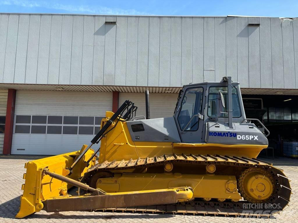 Komatsu D 65 PX-12 Crawler dozers