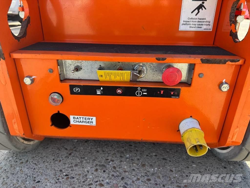 Snorkel TM 16E Vertical mast lifts